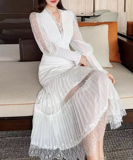 シースルーレースロングワンピース　2色展開