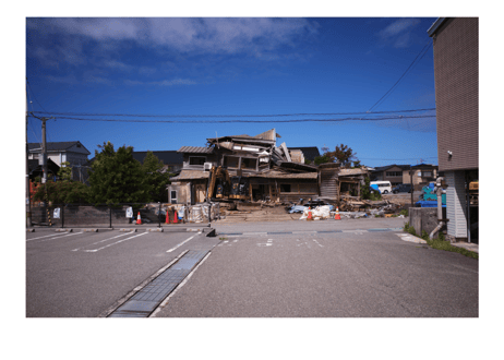 NOTO EARTHQUAKE 〜 災害か、侵略か?　地震発生から9ヶ月後の能登　PHOTO BY PAPT