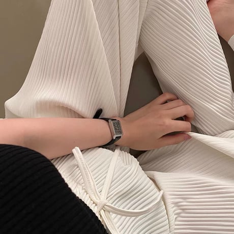 Ice Pleats Relax Pants