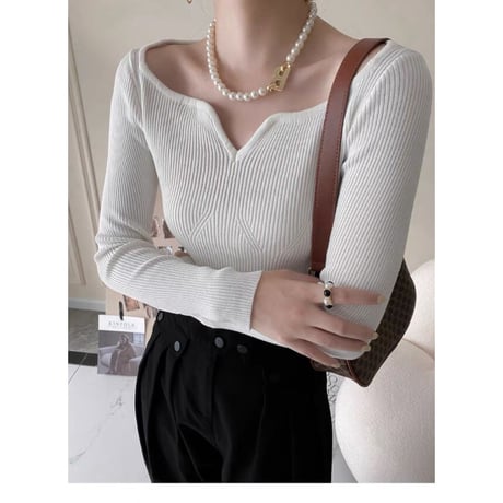 Nuance Neck Rib Knit Top