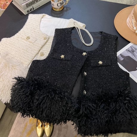 CATEGORY outer | Daisy