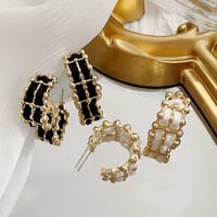 ゴールドボールピアス