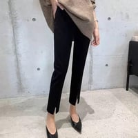 フロントスリットパンツ