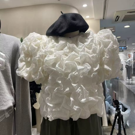 Soft Whip Frill Top