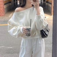 Off-Shoulder Relax Tops