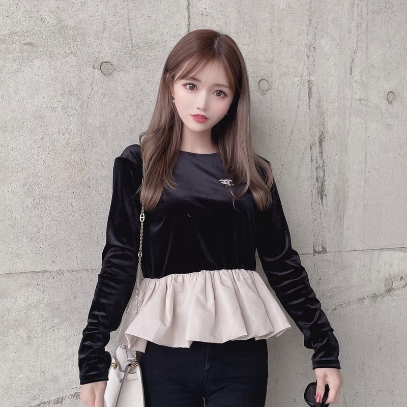 ベロアペプラムトップス | Daisy