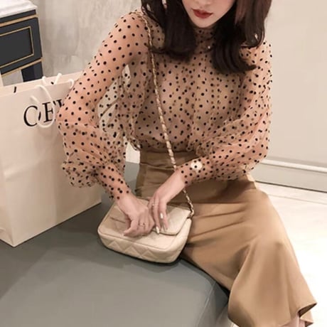 ランタンスリーブドットトップス