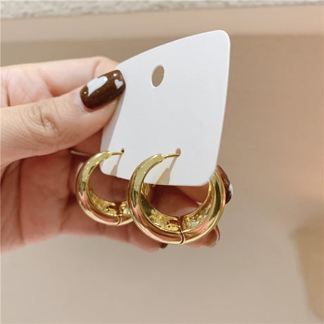 ゴールドドロップピアス