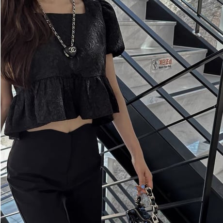 Textured Puff Sleeve Peplum Top