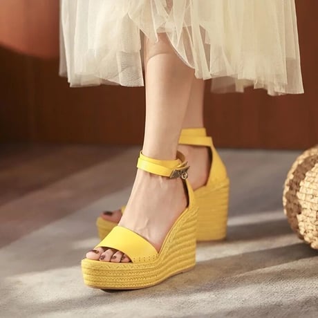 buckle wedge sandal