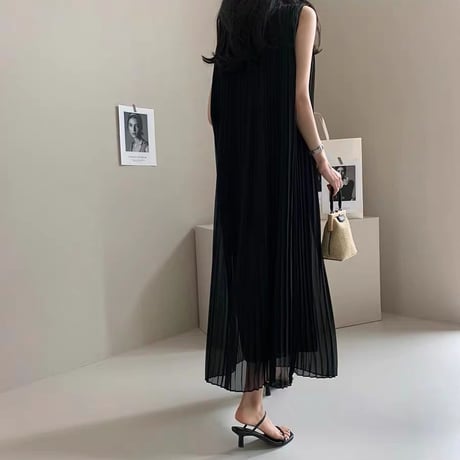Pleated Chiffon Maxi Dress