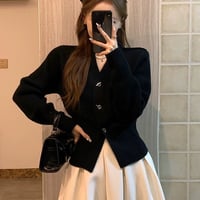 3バックルカーディガン