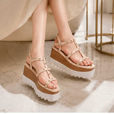 Eclat Stud Platform Sandals