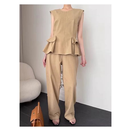 Peplum Line Relax Setup
