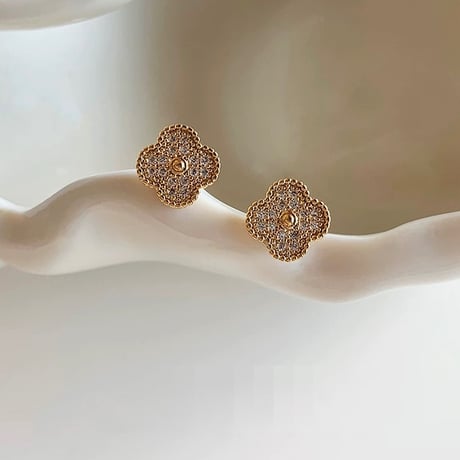 Elegant Clover Crystal Earrings