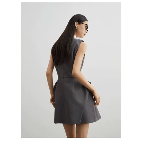 Élégance Collar Mini Dress