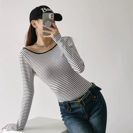 バックオープンロングTシャツ