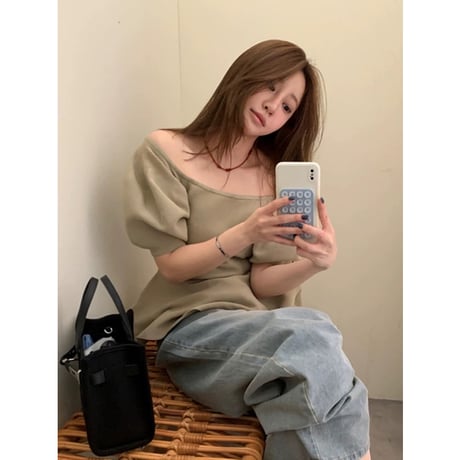 Soft Peplum Puff Knit Top
