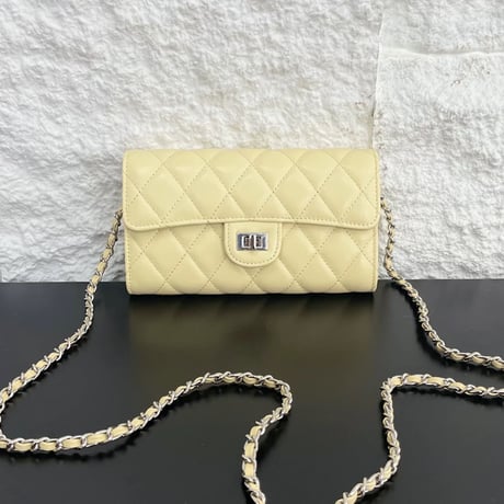 シープスキンチェーンウォレットbag