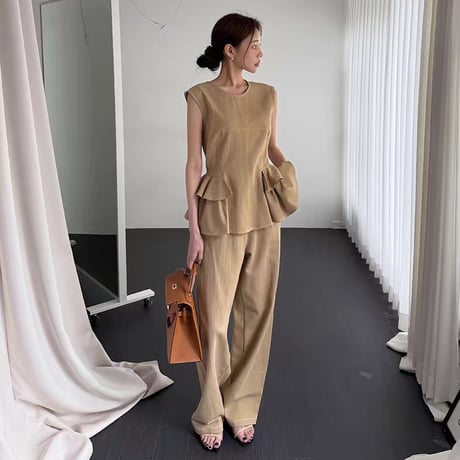 Peplum Line Relax Setup