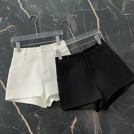 ハイウエストショートパンツ