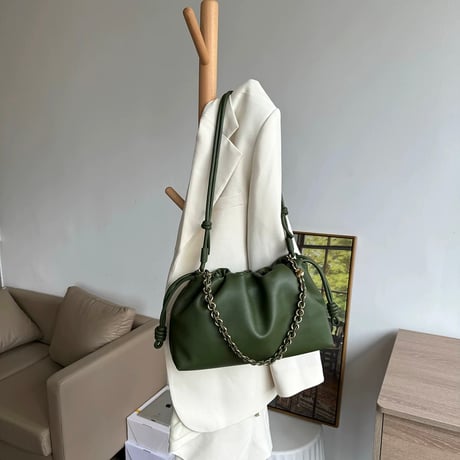本革2sizeチェーンbag