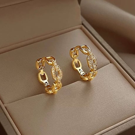 チェーンデザインピアス