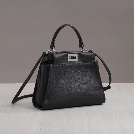 牛革ハンドbag