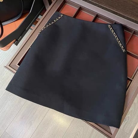 チェーンミニスカート