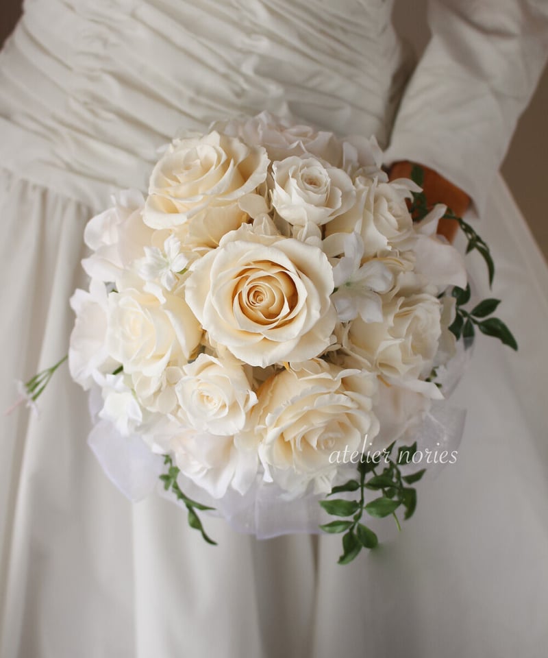 カテリーヌ プリザーブドフラワーのラウンドブーケ・ブトニアの