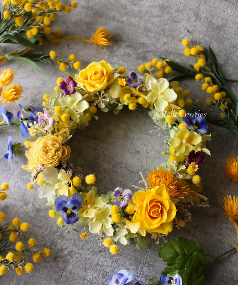 Viola ビオラ ミモザとビオラの元気の出る黄色いリース（M）母の日やお