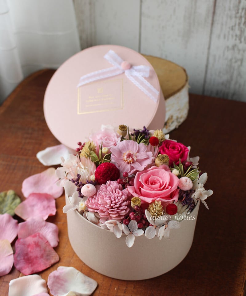 ジョアンナ ピンク プリザーブドフラワーのボックスフラワー（L