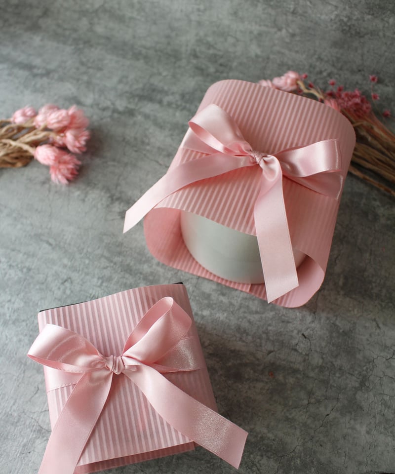 ジョアンナ ピンク プリザーブドフラワーのボックスフラワー（L