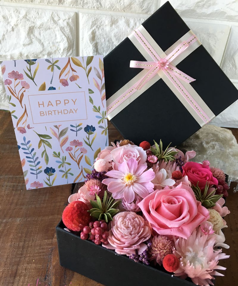 フラワーボックス　ピンク　ボックスアレンジ　プリザーブドフラワー ジョアンナ ピンク プリザーブドフラワーのボックスフラワー（S)サイズ