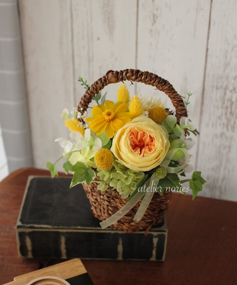 ジョージー オールドローズのプリザーブドフラワーアレンジメント