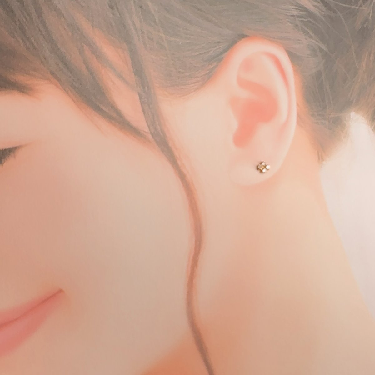 工房応援価格】18金イエローゴールド 四葉のクローバーホワイト