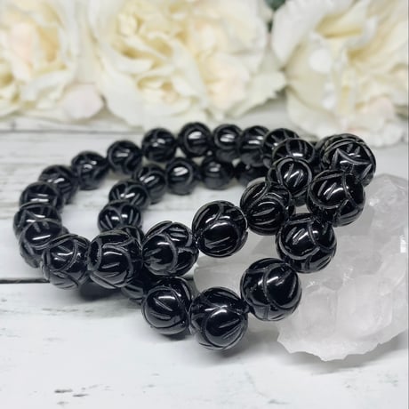 無限の黒に秘められた浄化と守護　モリオン蓮花　12mm 内径約17cm