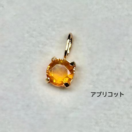 K18YG ペンダント　ファイアオパール　ラウンドカット　4mm　0.15ct