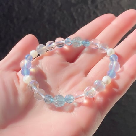 静謐な癒しの湖ブレスレット　内径約16cm
