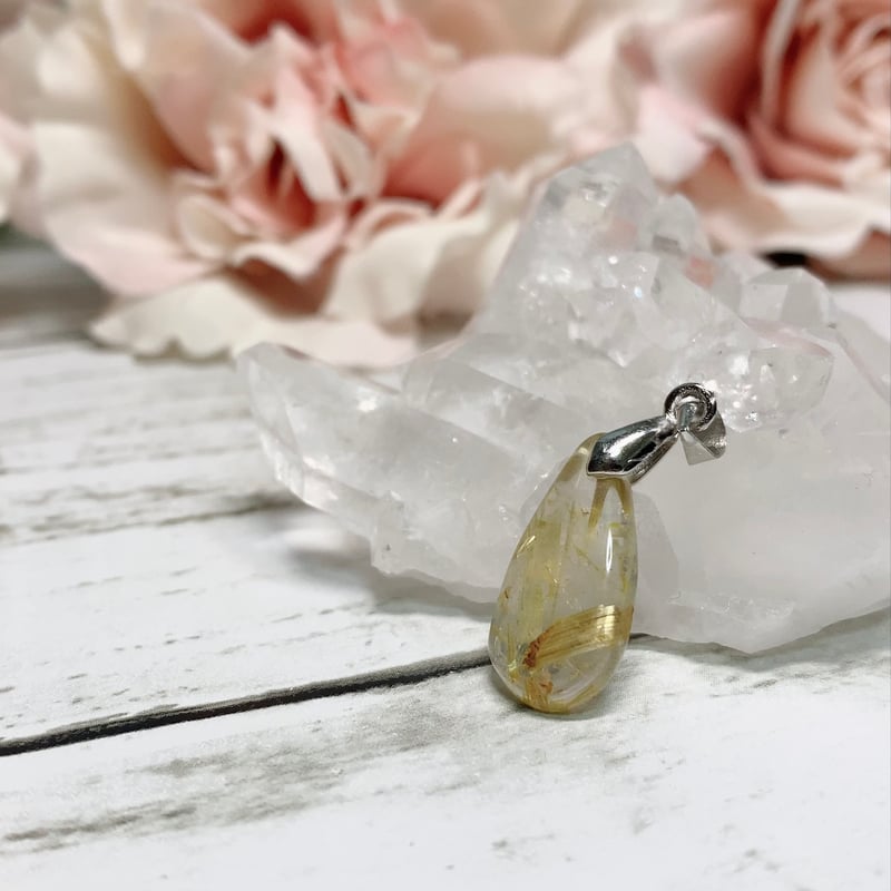 太陽の輝き ゴールデンルチル ペンダントトップ | pundarika