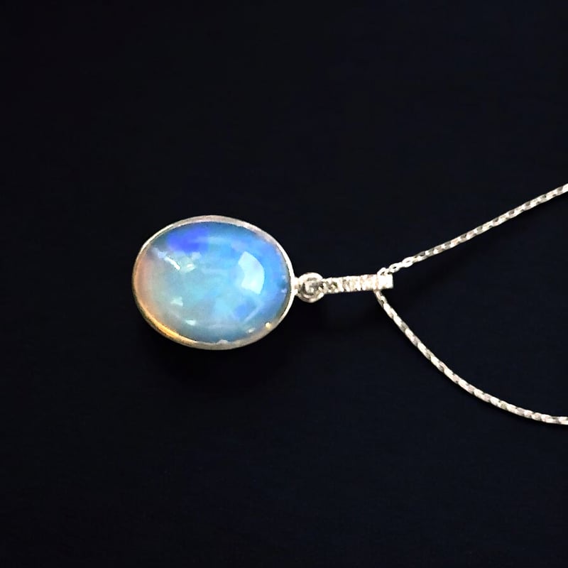 工房応援企画】PT900 大粒オパール ダイヤモンド ペンダント  