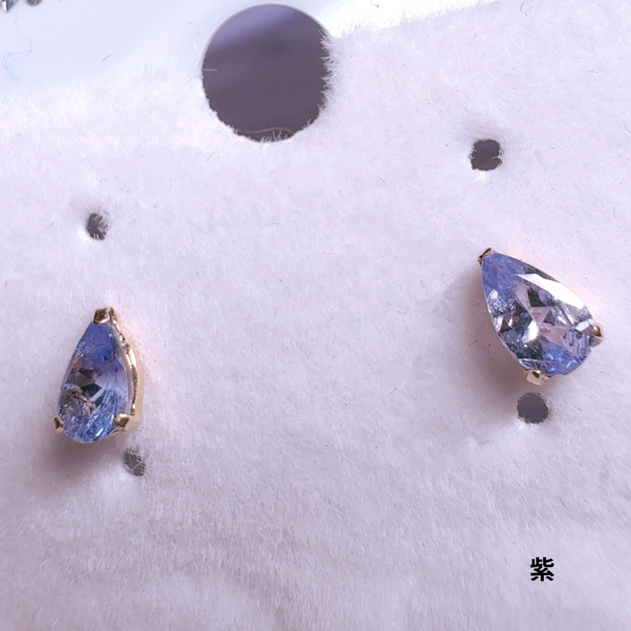 【じばにゃん】 ✳︎SALE✳︎宝石質タンザナイト枠留めピアス 動画】宝石質タンザナイトAAA- 枠留めフリーフォーム ローズ