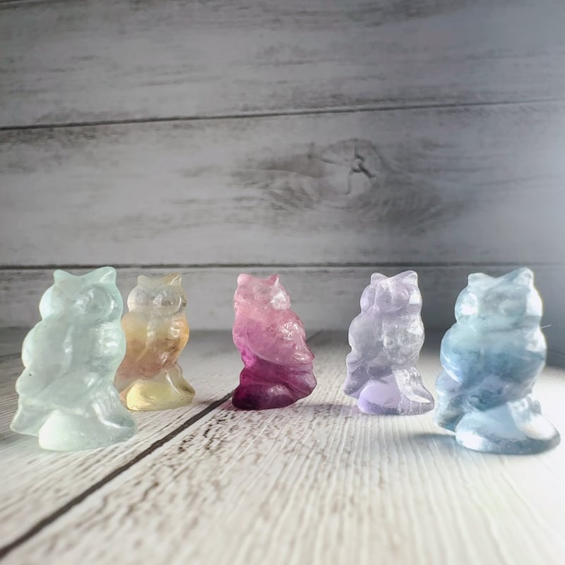 彫刻］フローライト フクロウ 約20mm | pundarika