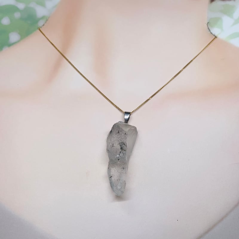 ペンダント］ 【超レア】ザギマウンテンクオーツ 原石 | pundarika