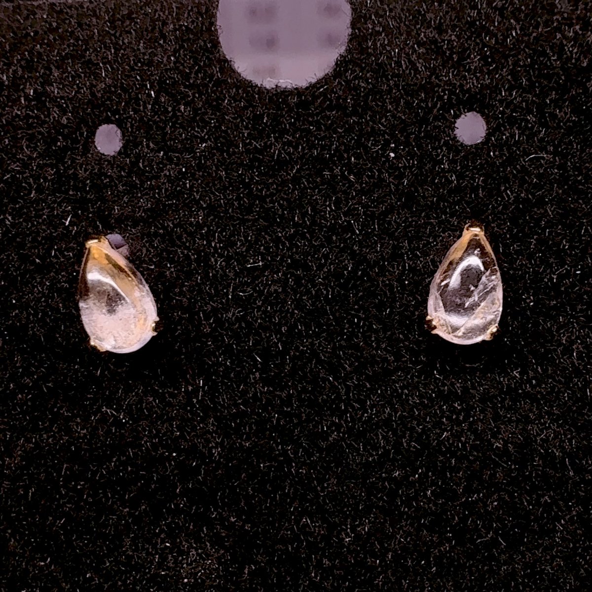 ピアス］k18イエローゴールド モルガナイト ティアドロップカボション