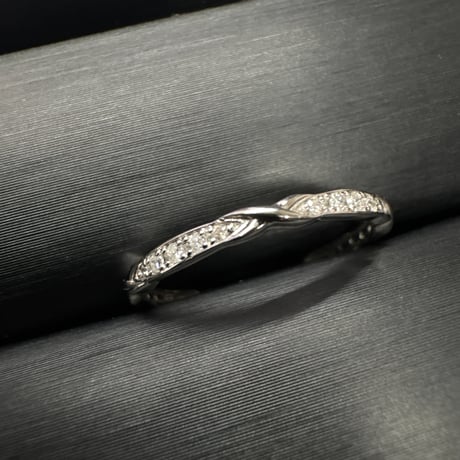 ［リング］PT950ツイストダイヤモンドリング 0.1ct【受注生産】【工房応援企画】