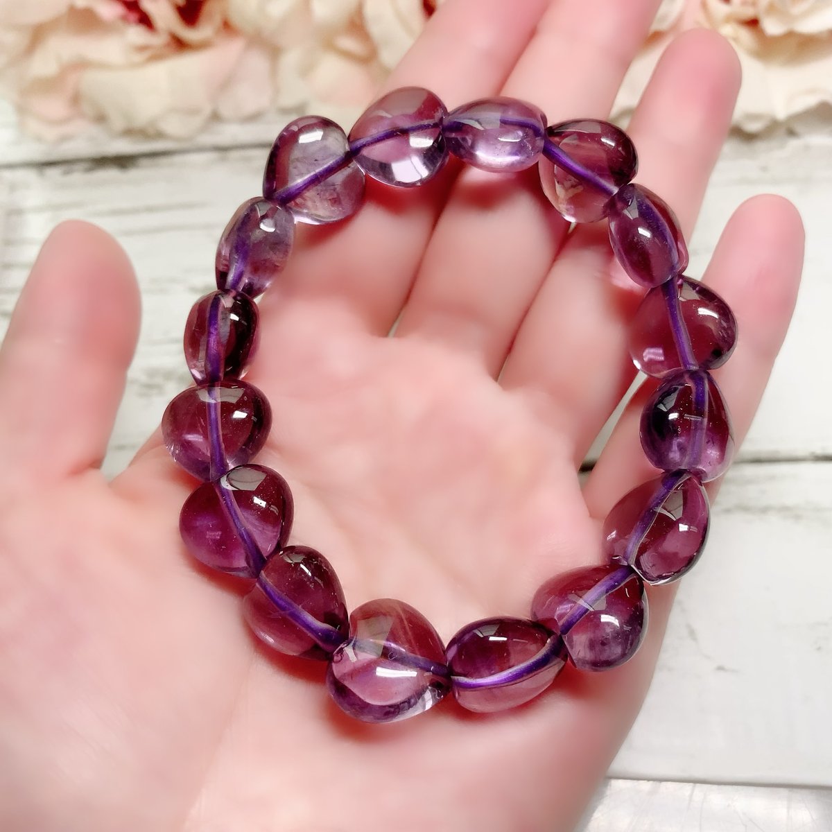 ラベンダーアメジスト薔薇とブラックスピネルのピアス ラベンダー