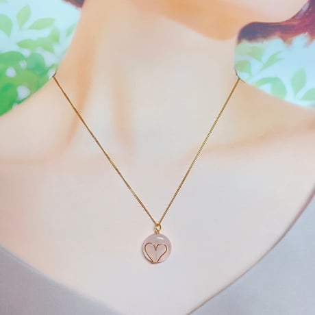 ［ペンダント］k18gp ハートで包んだローズクォーツ 21.5×16mm