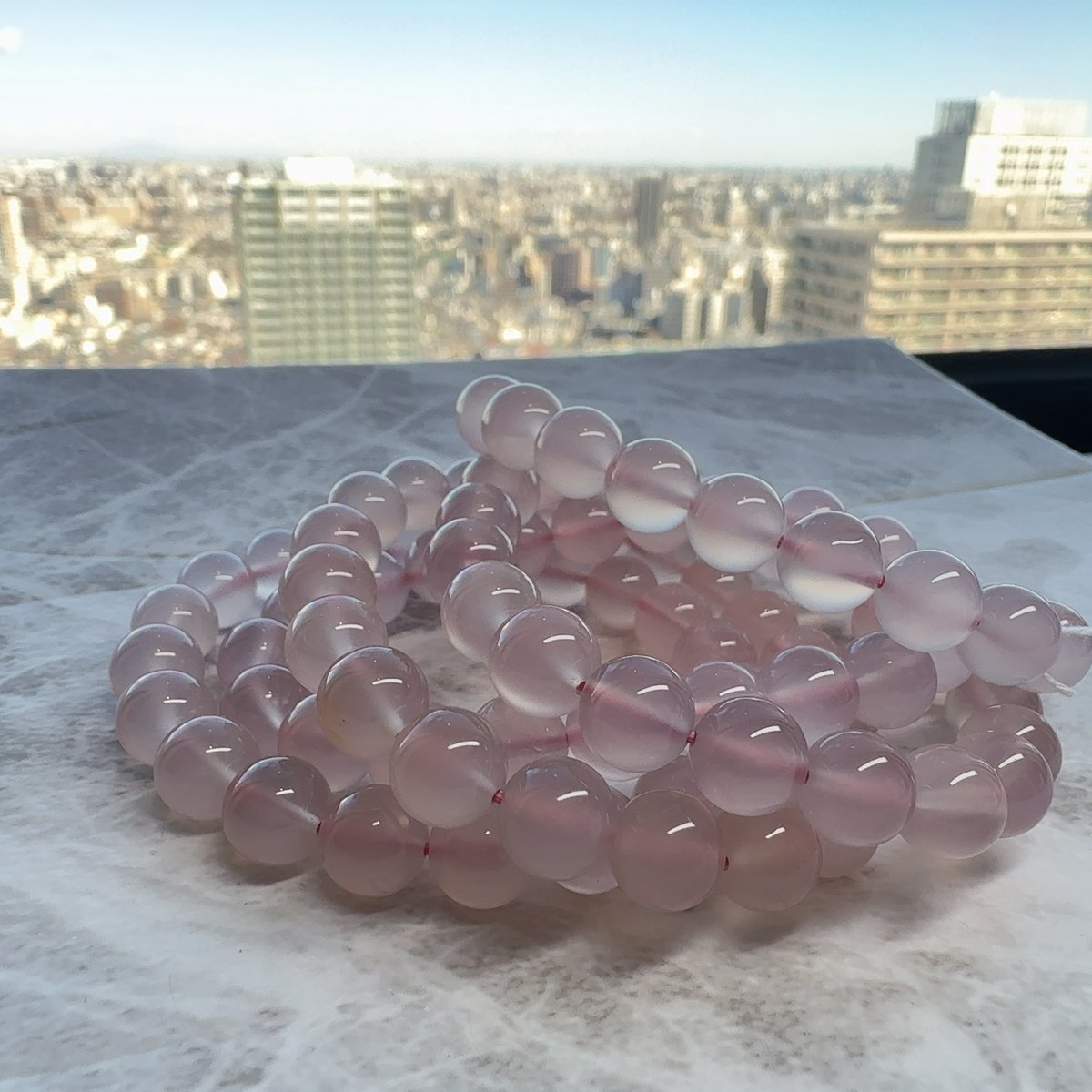 14kgf 高品質トロレアイト×ピンクカルセドニー ピンクカルセドニー5A9.5mm 内径16cm | pundarika