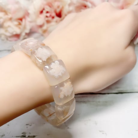 【桜フェア】桜瑪瑙ハイクォリティーチェリーブロッサムアゲートバングル　14.2mm